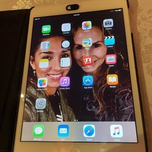 Apple iPad Mini 1st Gen. 16GB, Wi-Fi/Cellular. Gray w/Case A1455 Excellent Cond!